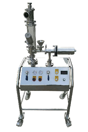 實(shí)驗(yàn)室中小型<a href=http://www.dfc1688.cn/chanpin/27.html target=_blank class=infotextkey>氣流粉碎機(jī)</a>